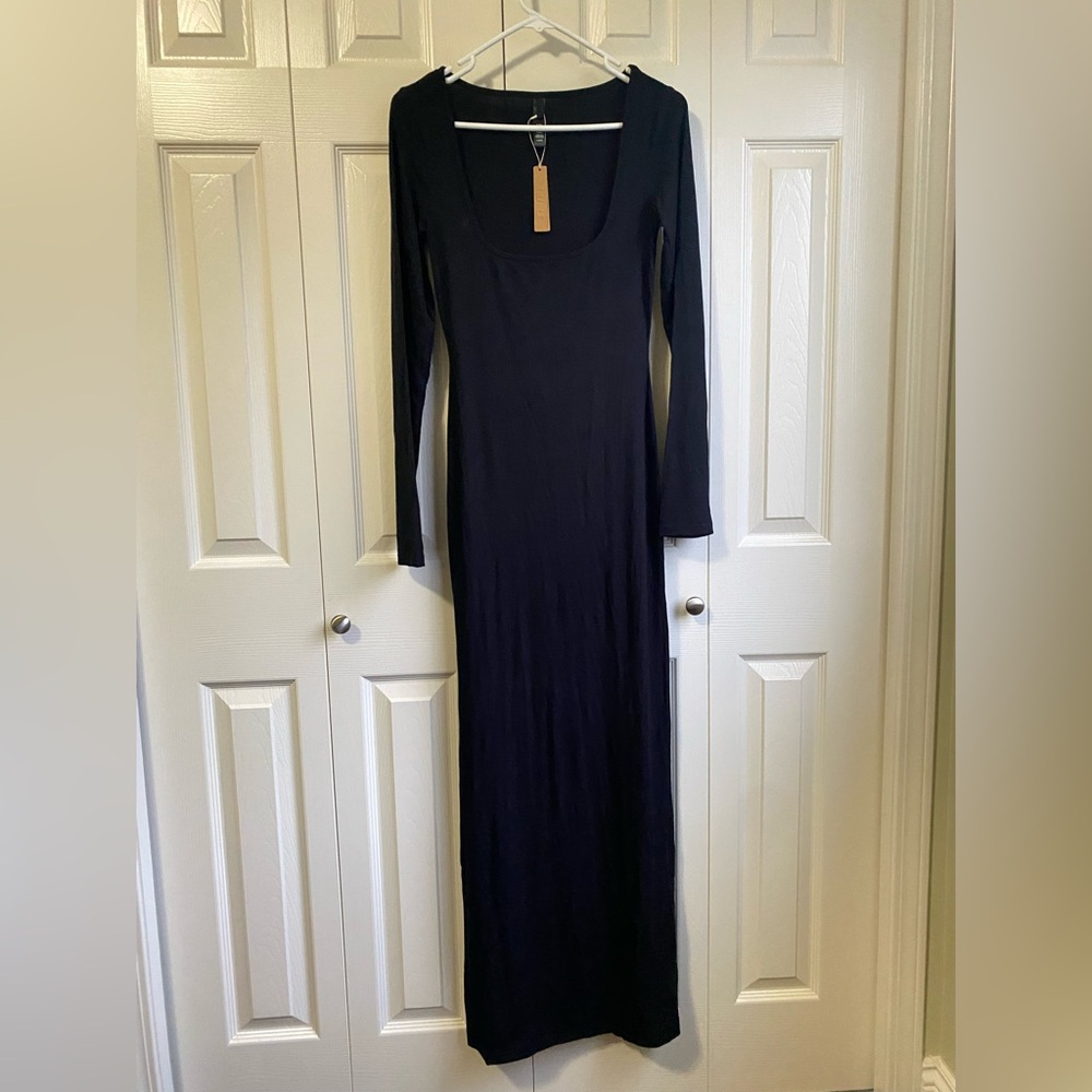 NWT Skims Soft Lounge Long Sleeve Dress Black Size S - Picture 3 of 7